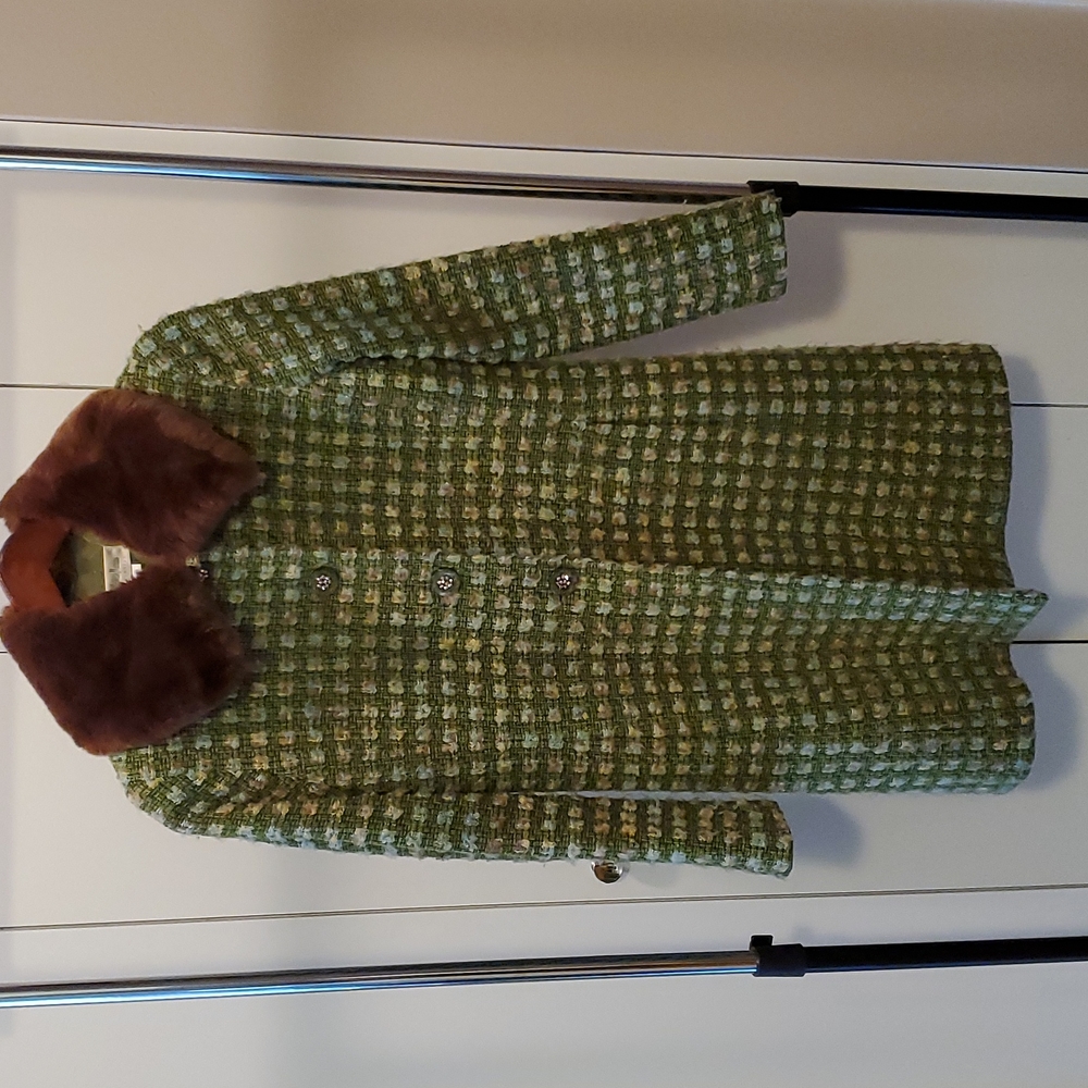 Neiman marcus coat size 8